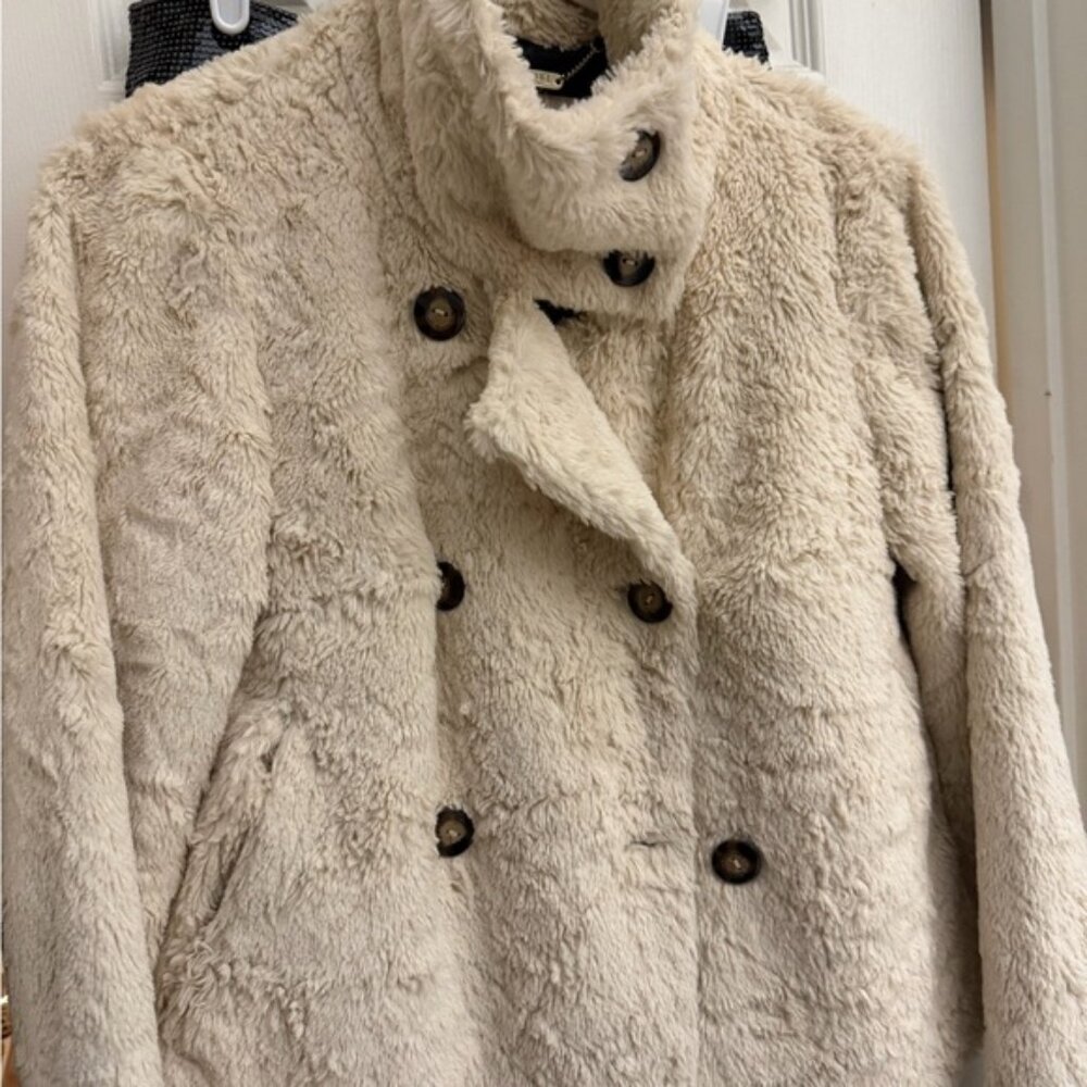 RACHEL Rachel Roy Cream Faux Fur Jacket